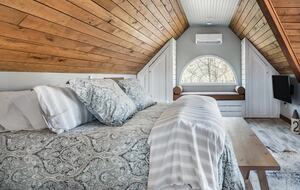 Polished Guest Suite with a Balcony in Charleston - Charleston, South Carolina