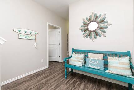 Easygoing Coastal Living Steps from the Gulf - Port Aransas, Texas