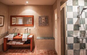 Chateau de Créancey - Créancey, France