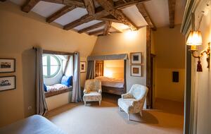 Chateau de Créancey - Créancey, France