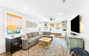 Charming Charleston downtown home - Charleston, South Carolina