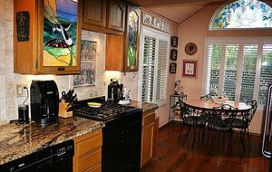 Gateway to Napa Valley With A Billion Dollar View Villa - Vallejo, California