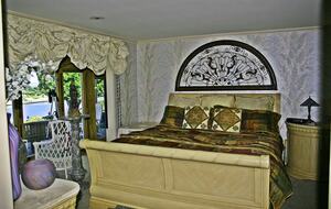 Gateway to Napa Valley With A Billion Dollar View Villa - Vallejo, California