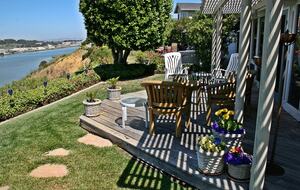 Gateway to Napa Valley With A Billion Dollar View Villa - Vallejo, California