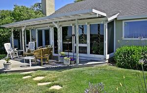 Gateway to Napa Valley With A Billion Dollar View Villa - Vallejo, California