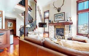 Juniper Springs Retreat - Mammoth Lakes, California