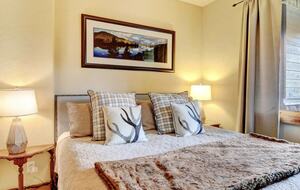 Lakota Luxury Rocky Mountain Ski Chalet - Winter Park, Colorado