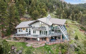 Breathtaking Luxury Mountain Retreat - Estes Park, Colorado