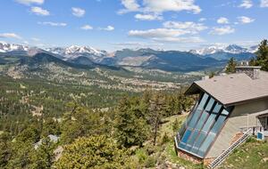 Breathtaking Luxury Mountain Retreat - Estes Park, Colorado