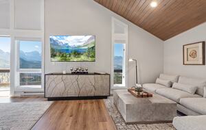 Breathtaking Luxury Mountain Retreat - Estes Park, Colorado