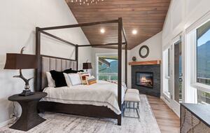 Breathtaking Luxury Mountain Retreat - Estes Park, Colorado