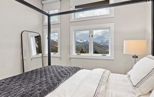 Breathtaking Luxury Mountain Retreat - Estes Park, Colorado