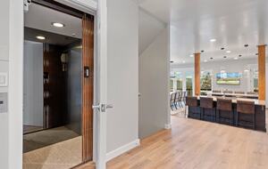 Breathtaking Luxury Mountain Retreat - Estes Park, Colorado