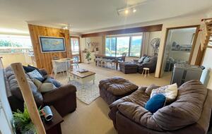 The Lake House - Kalkite, Australia