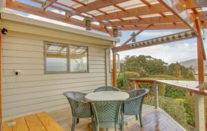 The Lake House - Kalkite, Australia