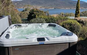 The Lake House - Kalkite, Australia