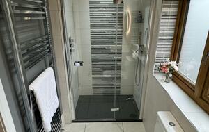 Mandalay Lodge - Medstead, United Kingdom