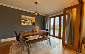 Mandalay Lodge - Medstead, United Kingdom