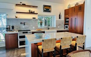 Kona Bay Getaway - Kailua Kona, Hawaii