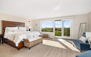 Solana Beach Dream with Ocean Views & Steps to the Beach - Solana Beach, California