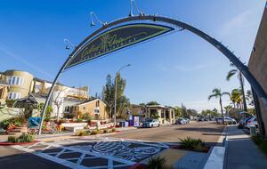 Solana Beach Dream with Ocean Views & Steps to the Beach - Solana Beach, California