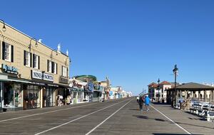 Charming Ocean City Cottage - Ocean City, New Jersey
