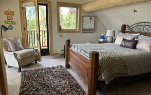 Upper level queen + twin bedroom