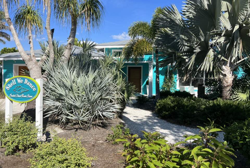 Shell We Dance is the most charming abd brand new beach house. 1 house