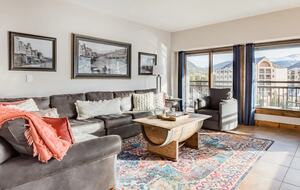 Ski in-Ski Penthouse in Downtown Breckenridge - Breckenridge, Colorado