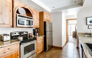 Ski in-Ski Penthouse in Downtown Breckenridge - Breckenridge, Colorado