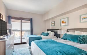 Ski in-Ski Penthouse in Downtown Breckenridge - Breckenridge, Colorado