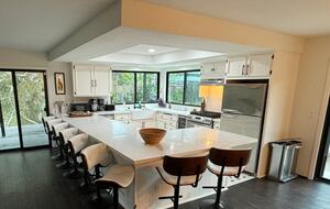 Rosebud Retreat Oceanside with serene canyon views - Oceanside, California