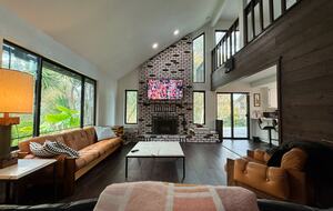 Rosebud Retreat Oceanside with serene canyon views - Oceanside, California