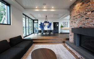 West Vancouver Contemporary Hideaway - West Vancouver, Canada