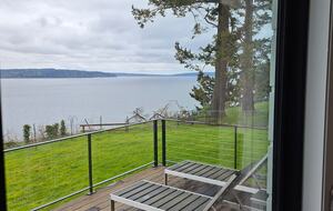 Modern Cabin by the Sea - Camano Island, Washington