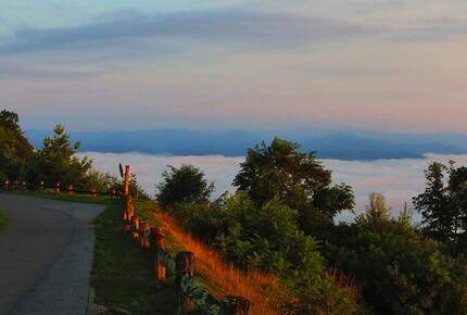 Mountain Air Country Club at Blue Ridge Mountain Retreat - Burnsville, North Carolina