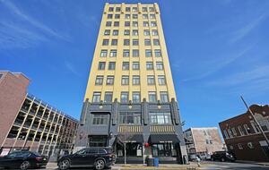 Highrise Downtown Modern Getaway - Asbury Park, New Jersey