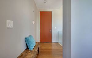 Highrise Downtown Modern Getaway - Asbury Park, New Jersey