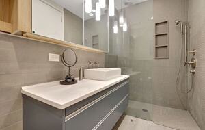 Highrise Downtown Modern Getaway - Asbury Park, New Jersey