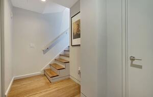 Highrise Downtown Modern Getaway - Asbury Park, New Jersey