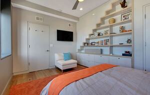 Highrise Downtown Modern Getaway - Asbury Park, New Jersey