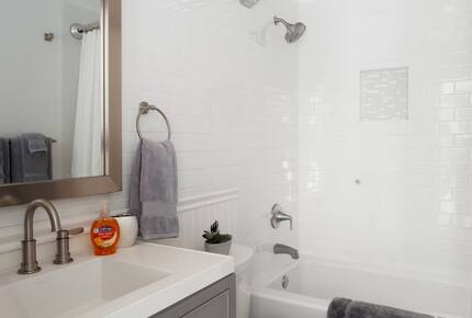 The Santa Monica Loft - Santa Monica, California