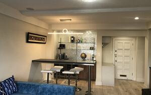 Contemporary Elegance in Union Square - San Francisco, California