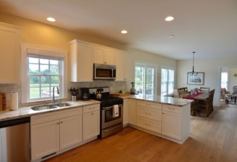 Island Elegance on Pinkham Circle - Nantucket, Massachusetts