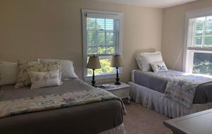 Island Elegance on Pinkham Circle - Nantucket, Massachusetts