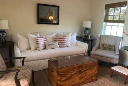 Island Elegance on Pinkham Circle - Nantucket, Massachusetts