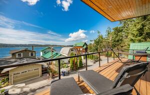 Bayside Abode - Camano Island, Washington
