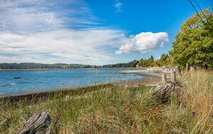 Bayside Abode - Camano Island, Washington