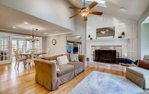 Sitting room and dining area