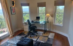 Healdsburg Retreat: Views & Vineyards - Healdsburg, California